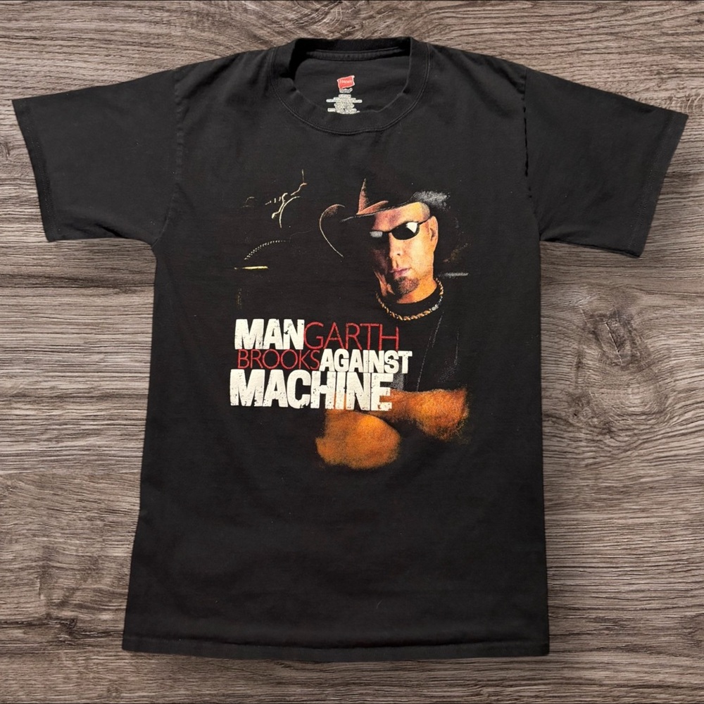 Garth Brooks "Man Against Machine" Concert Tour T-Shirt